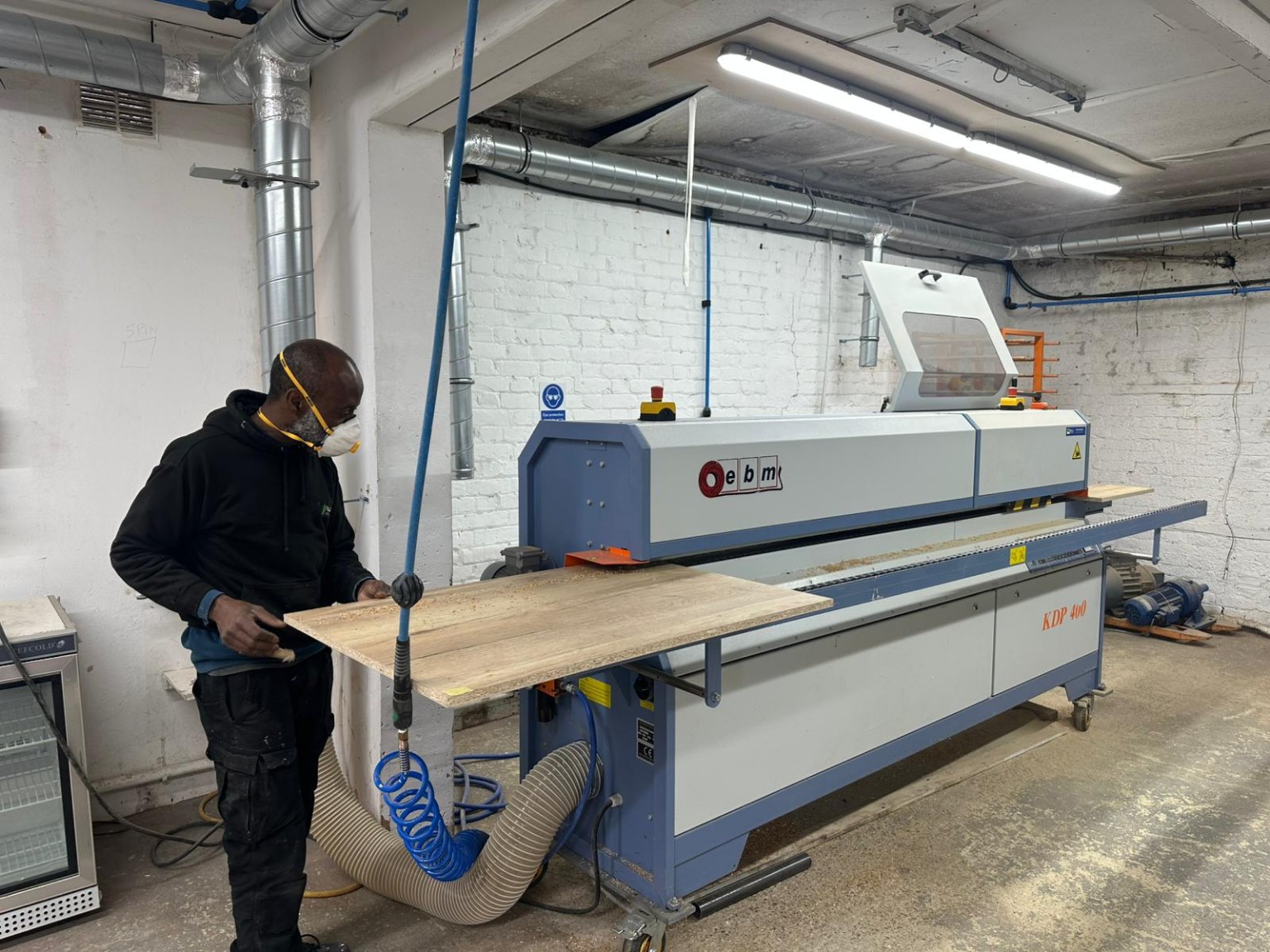 Fullgor edge banding machine and workshop operation